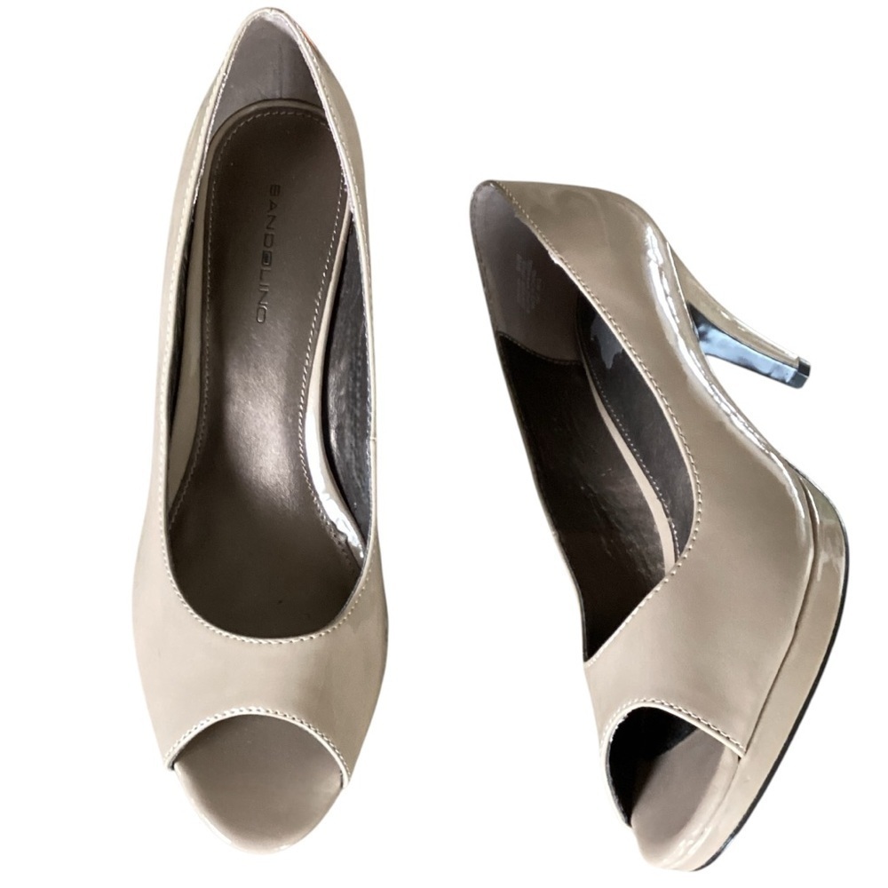 Bandolino Elegant Peep Toe Heels Women's Sz 9.5 Taupe B-Flexible Patent Leather